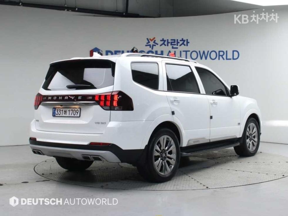 2021 - kia mohave