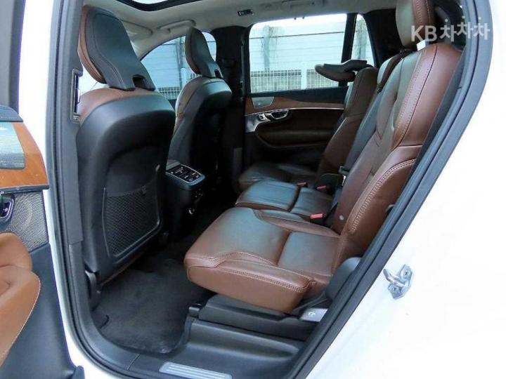 Volvo XC90 D5 Inscription 7