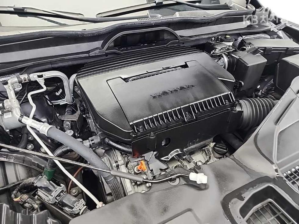 2023 Honda 4 photo