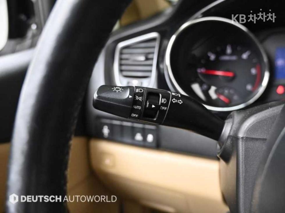 2017 - kia carnival