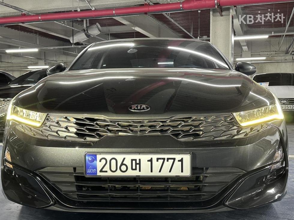 2020 - kia k5