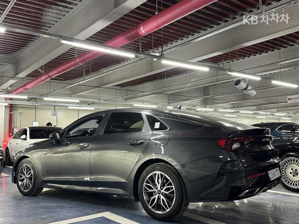 2020 - kia k5