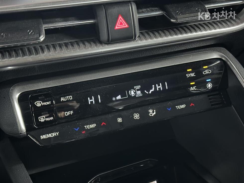2020 - kia k5