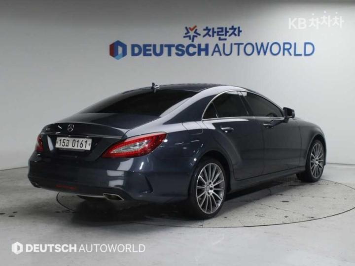 Mercedes-Benz CLS-Class W218 CLS400 W218 3