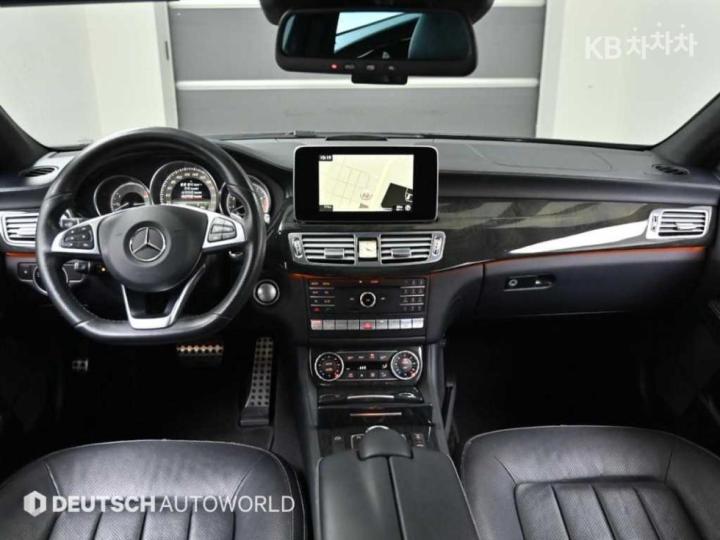 Mercedes-Benz CLS-Class W218 CLS400 W218 8