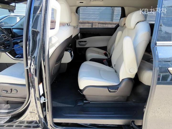 Kia Carnival D2.2 Noblesse 7