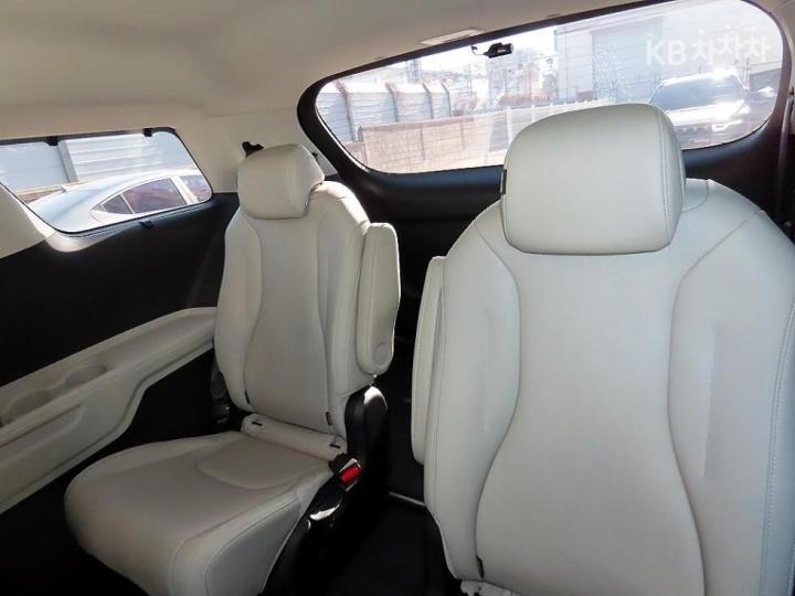 Kia Carnival D2.2 Noblesse 8