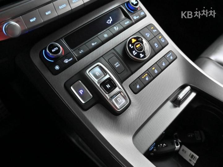 Hyundai Palisade 3.8 Gasoline AWD Calligraphy 10