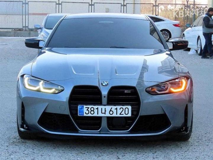 BMW M4 M Series Coupe Competition M xDrive G82 4