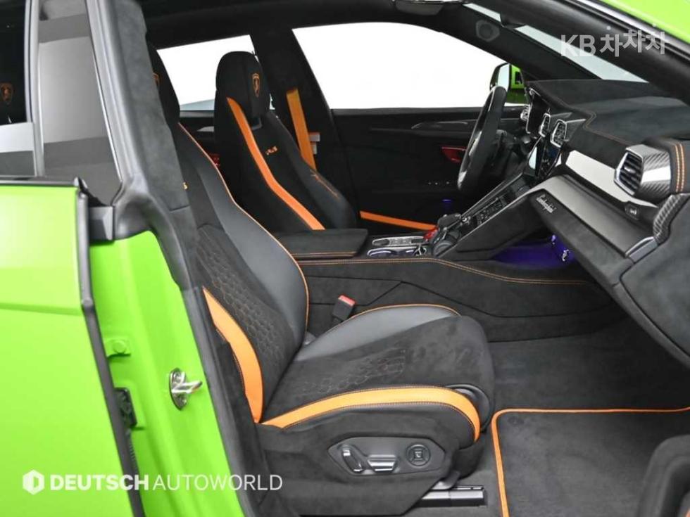 Lamborghini Urus — miniaturë 10