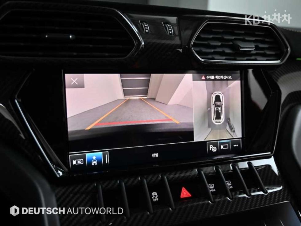 Lamborghini Urus — miniaturë 15
