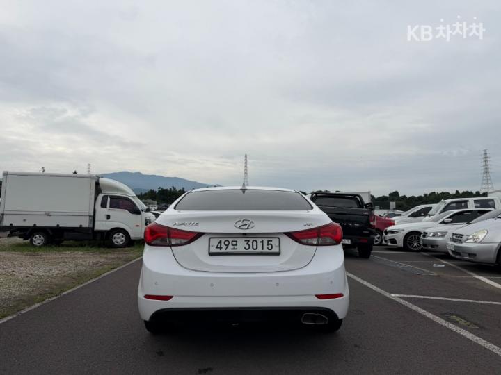 Hyundai Avante 1.6 VGT Modern Base Type 4