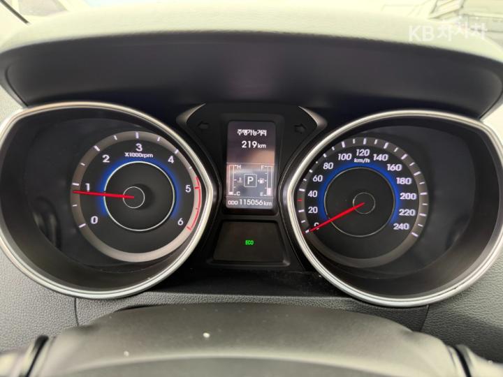 Hyundai Avante 1.6 VGT Modern Base Type 6