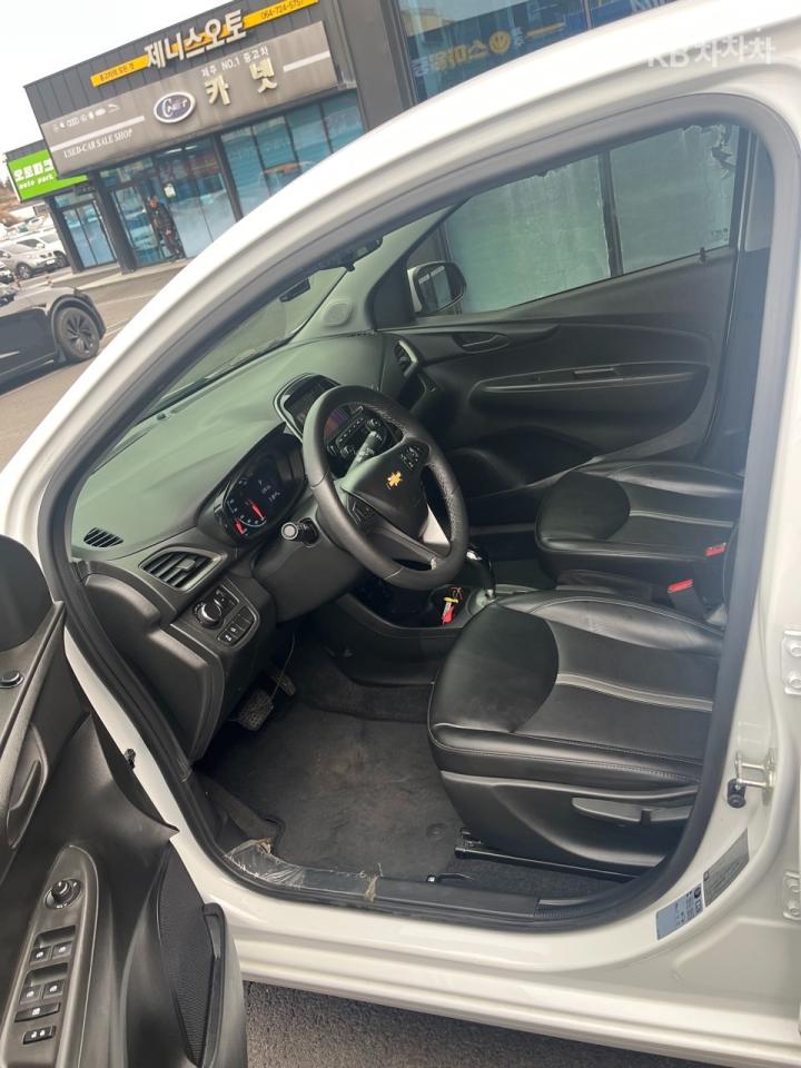 Chevrolet Spark Premier Base Type 7