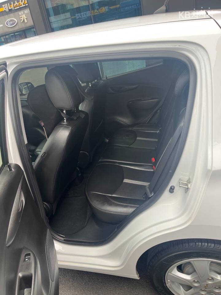 Chevrolet Spark Premier Base Type 8