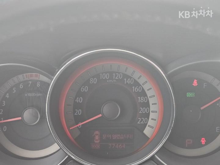 Kia Forte Koup 1.6 KOUP Premium Type Red Premium 9