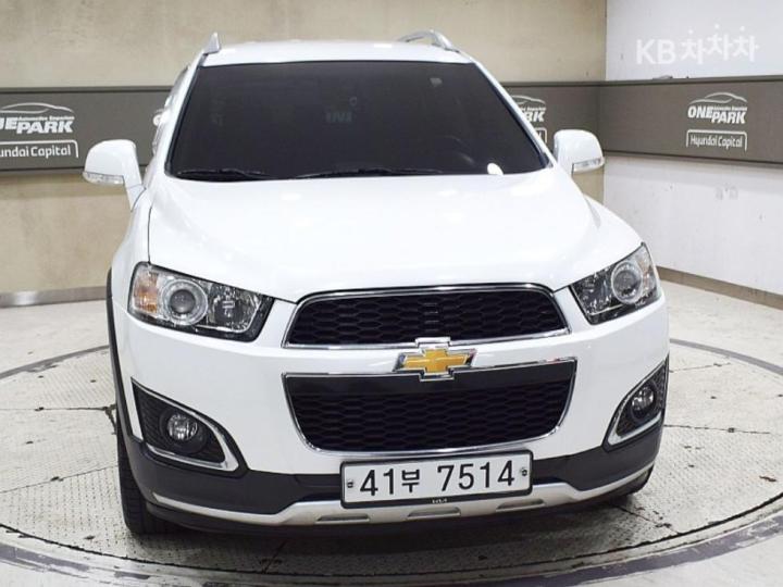 Chevrolet Captiva 2WD LT Premium