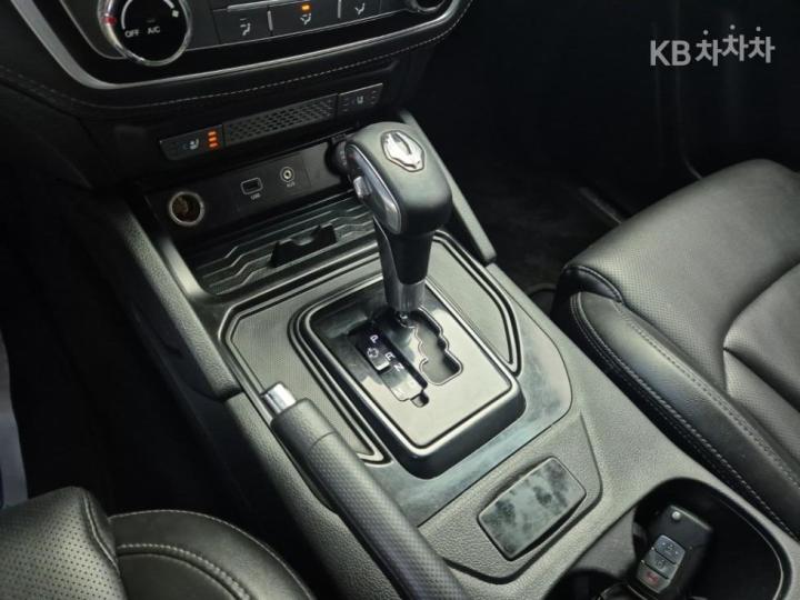 KG Mobility (Ssangyong) Rexton Sport 2.2 2WD Prestige Special 9