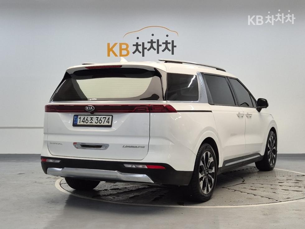 2021 - kia carnival