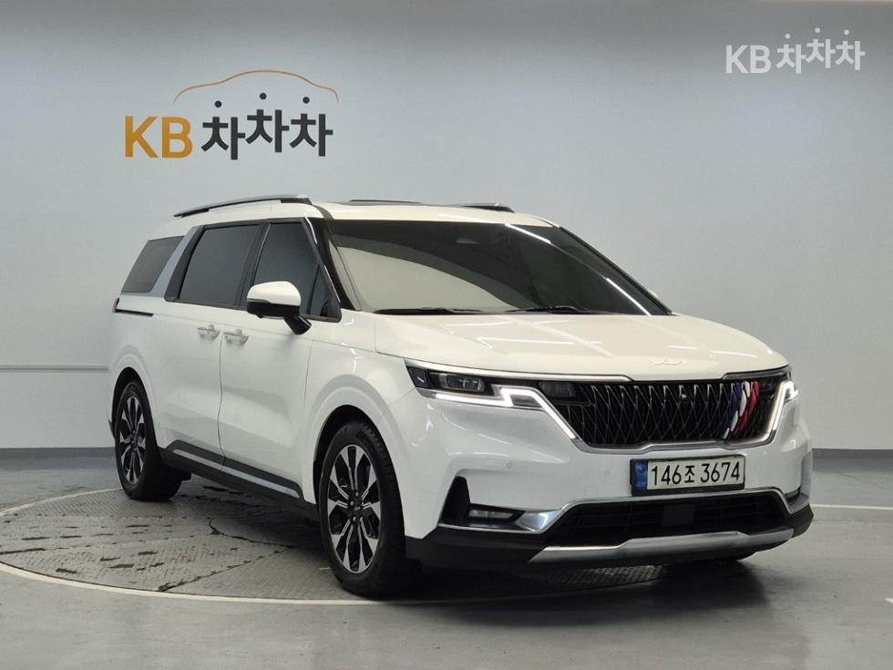 2021 - kia carnival