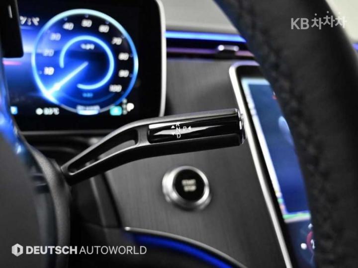 Mercedes-Benz EQE-Class EQE SUV X294 EQE SUV500 4Matic Base Type 10