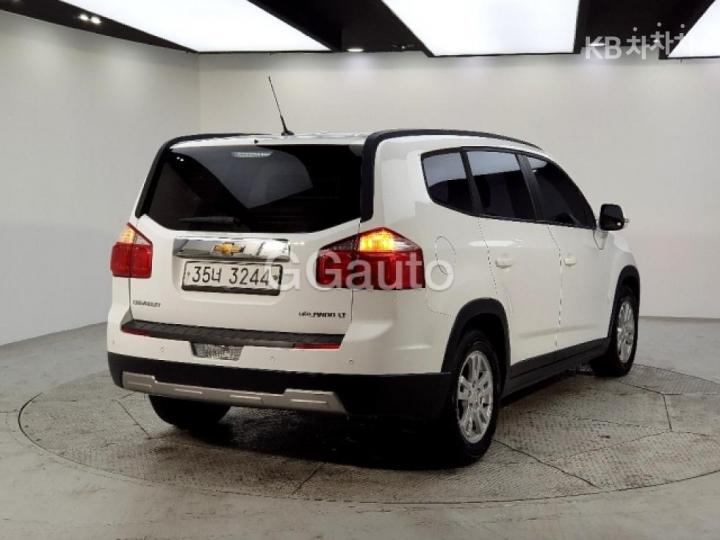 Chevrolet Orlando LT Premium 5