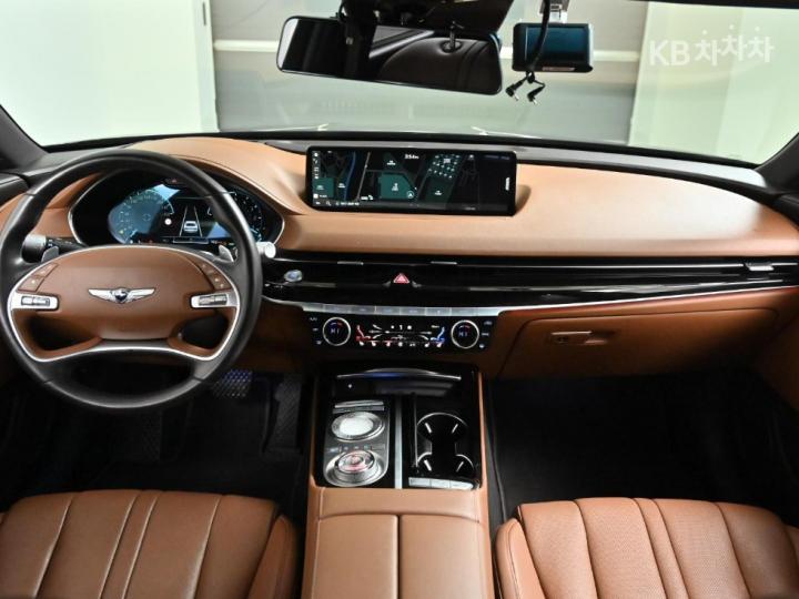 Genesis G80 RG3 2.5 T-GDi AWD 8