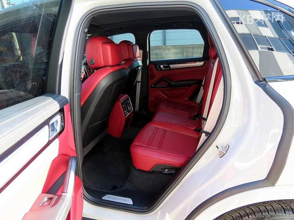 2022 Porsche (9Y0) photo