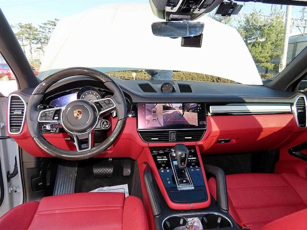 2022 Porsche (9Y0) photo