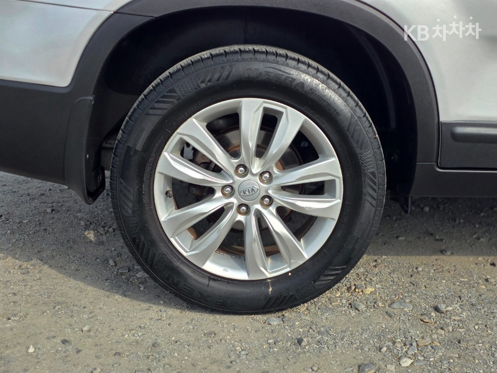 2011 - kia sorento