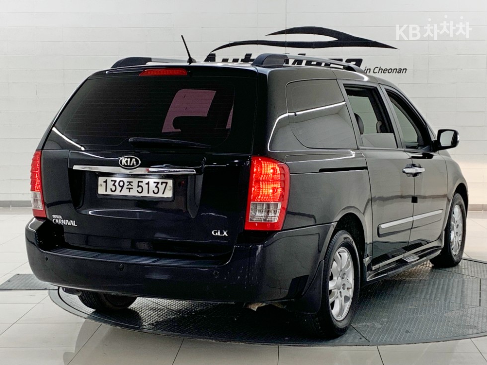 2013 - kia carnival