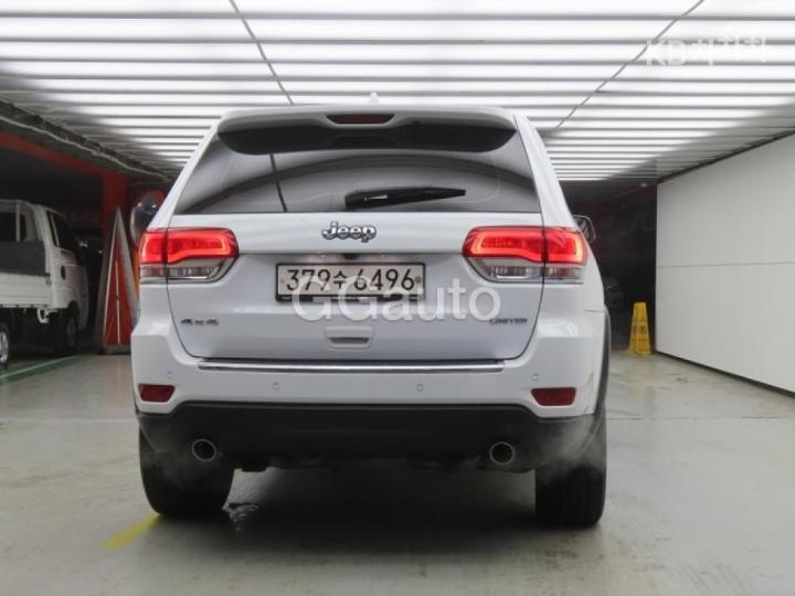 Jeep Cherokee Grand New 3.6 V6 Overland WK2 4