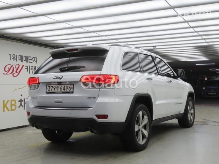 Jeep Cherokee Grand New 3.6 V6 Overland WK2 5