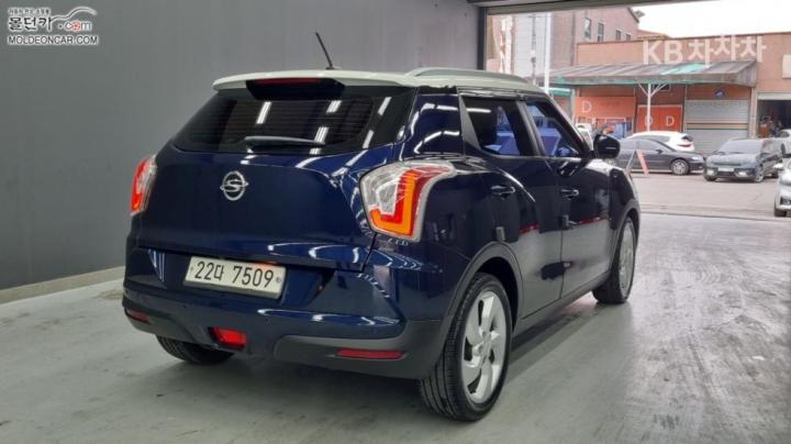 KG Mobility (Ssangyong) Tivoli Gasoline LX Premium Type 3