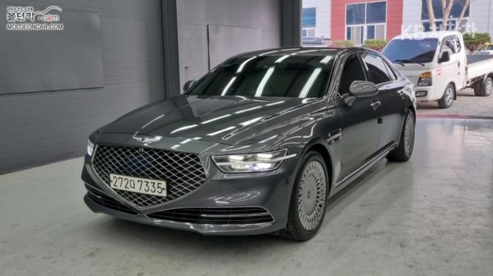 Genesis G90 3.8 GDi AWD Premium Luxury