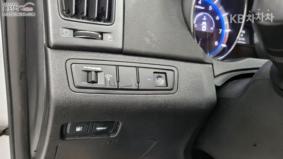 Hyundai Sonata — miniaturë 16