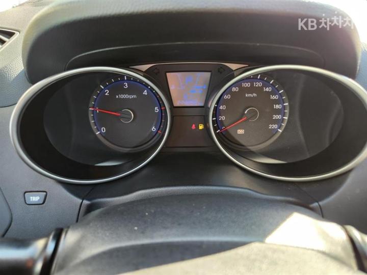 Hyundai Tucson ix Diesel 2WD LX20 Luxury 7