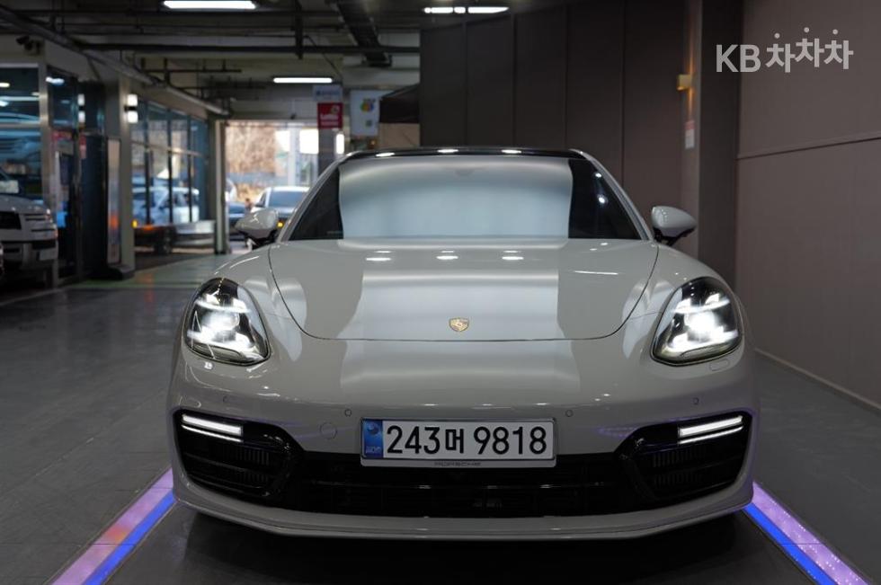 Porsche Panamera — miniaturë 3