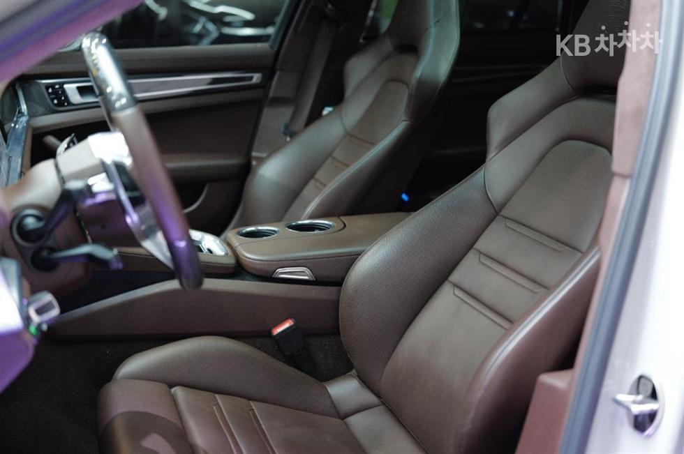 Porsche Panamera — miniaturë 7
