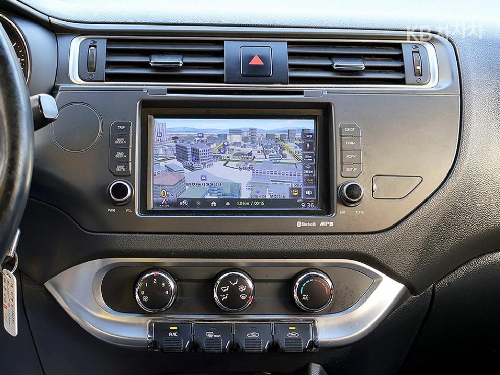 2015 - kia pride