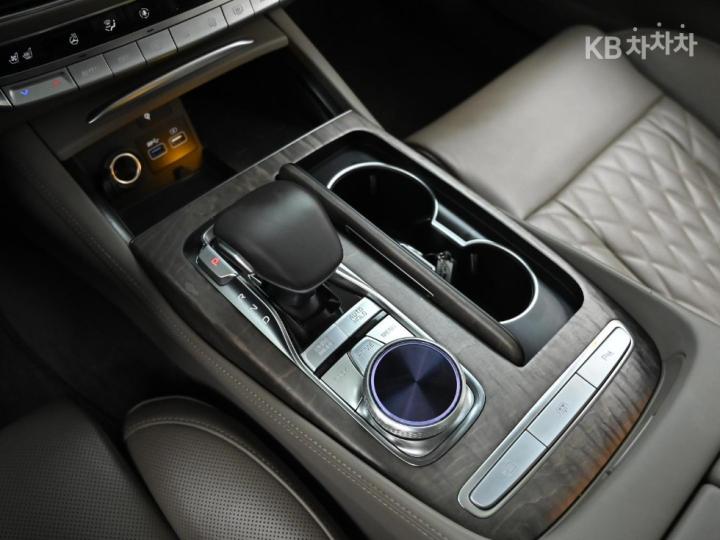 Kia K9 3.8 GDI AWD Best Selection Ⅱ 10