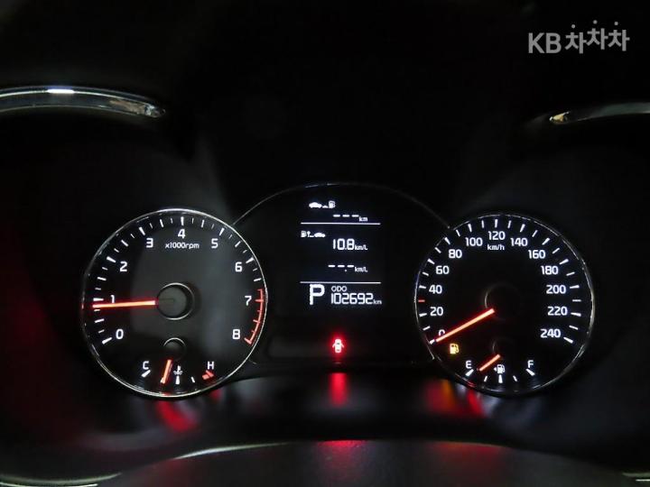 Kia K3 Luxury 10