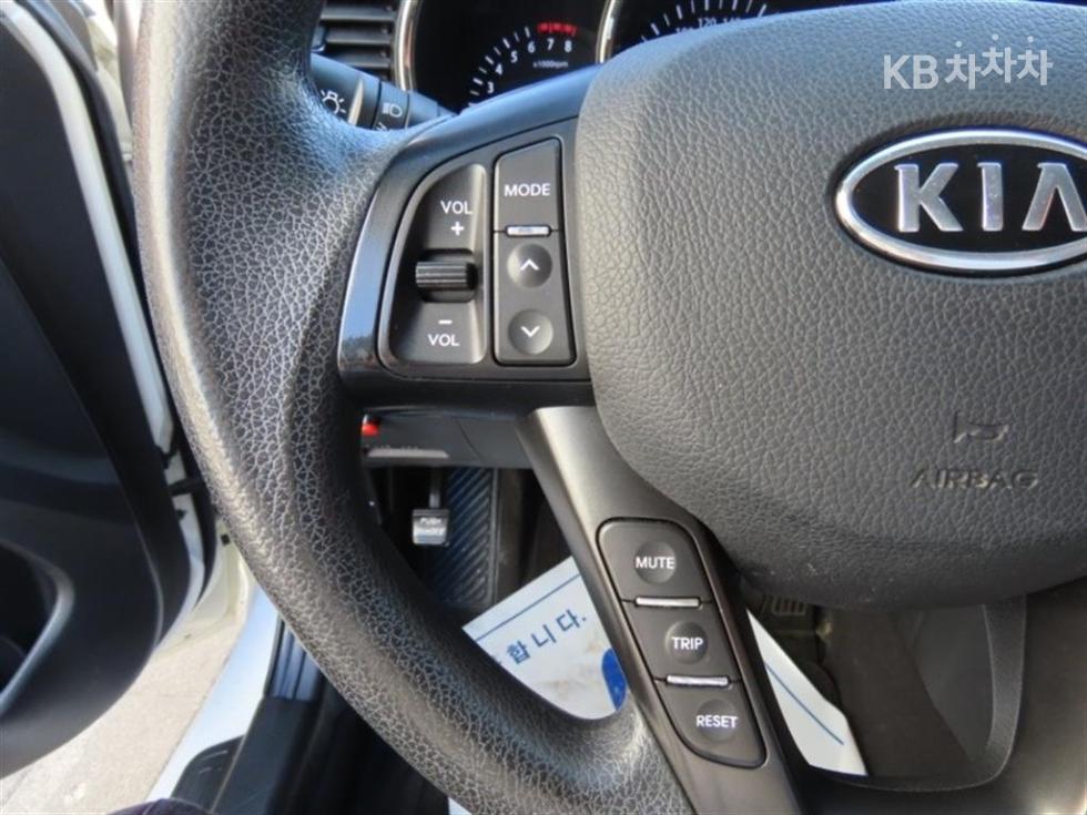 2011 - kia k5
