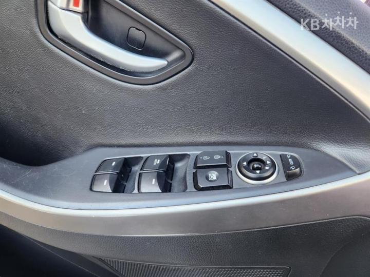 Hyundai i30 New 1.6 VGT Extreme 10