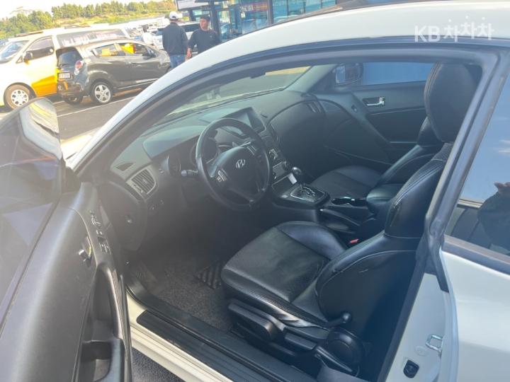 Hyundai Genesis Coupe 200 Turbo P 7