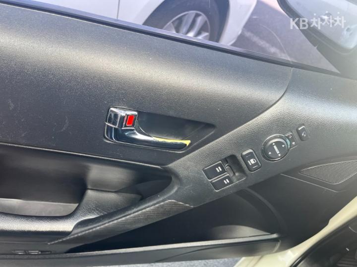 Hyundai Genesis Coupe 200 Turbo P 9