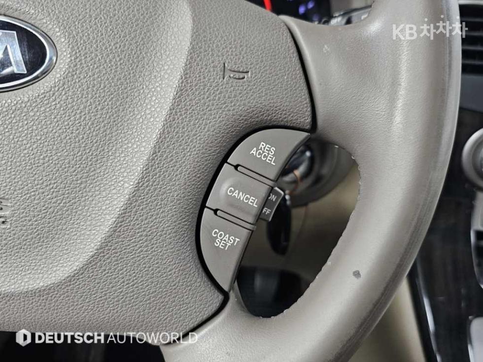 2013 - kia carnival