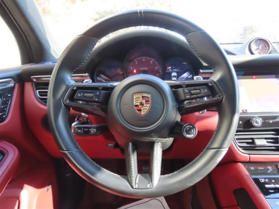 2023 - porsche macan