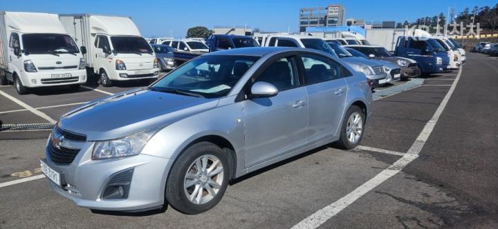 Chevrolet Cruze 1.8 LT Base Type