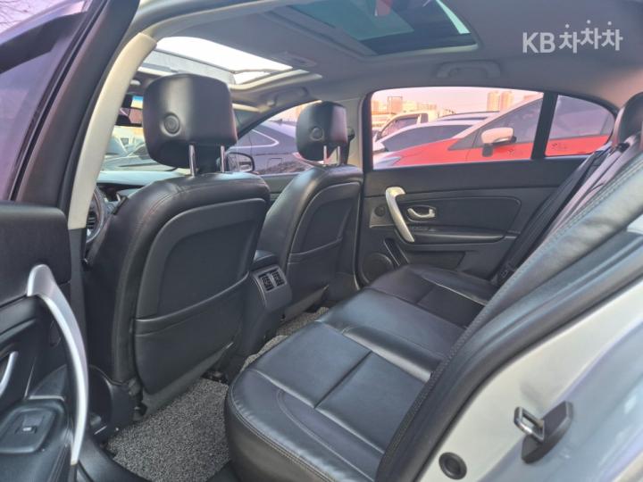 Renault SM5 New SE 9